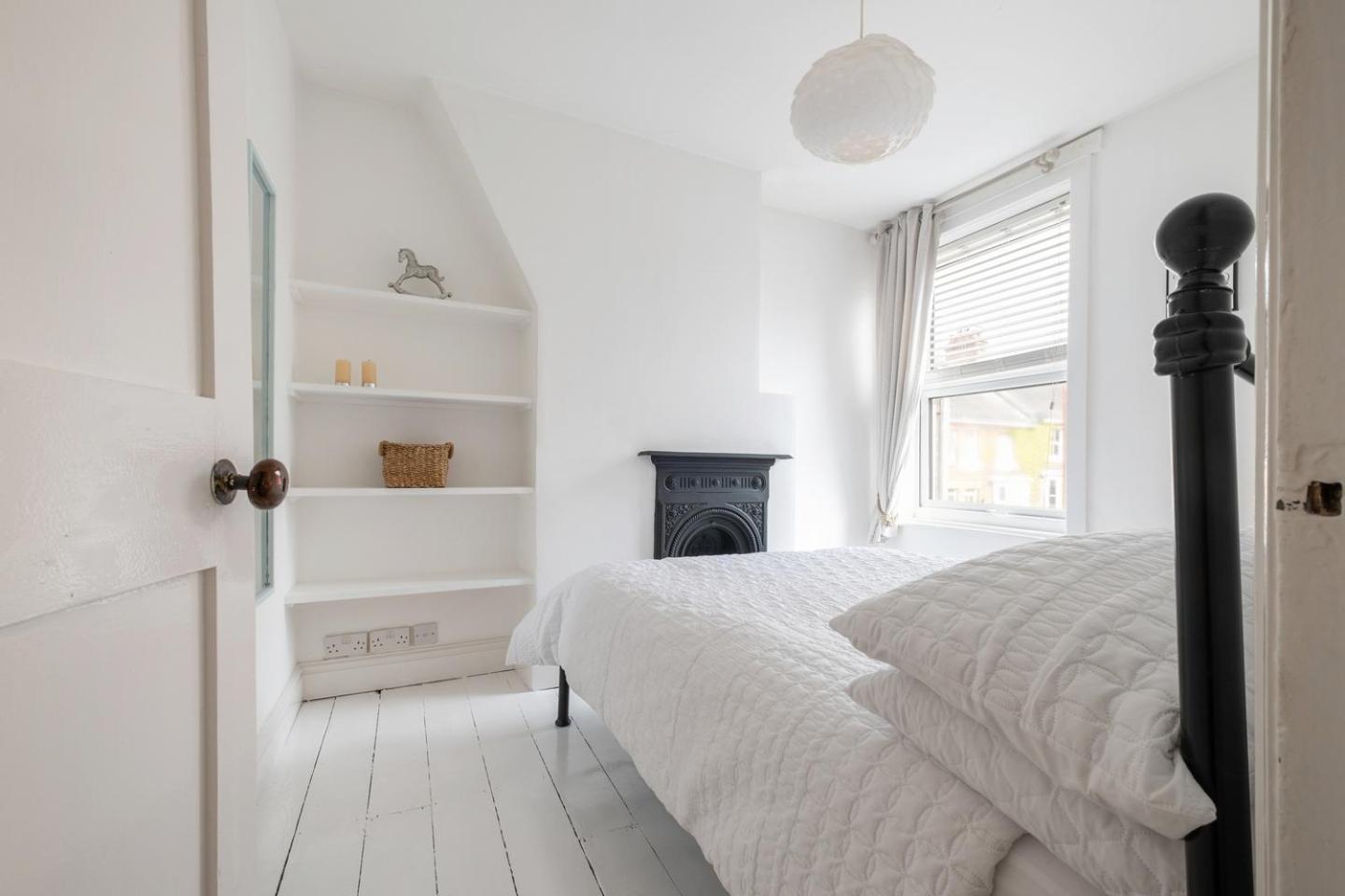 Charming Kings Road Holiday home