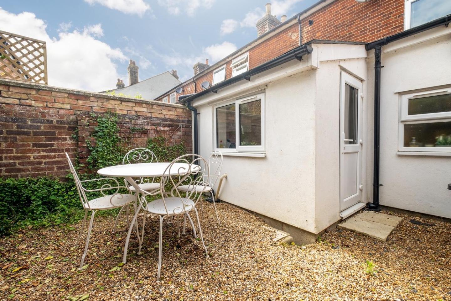 Charming Kings Road Holiday home